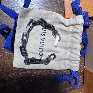 LOUIS VUITTON Monogram Chain Bracelet